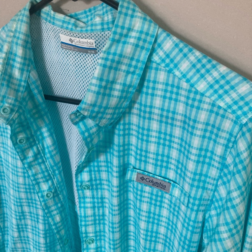 Columbia Teal Plaid Outdoor Button-Front Shirt - Picture 2 of 4